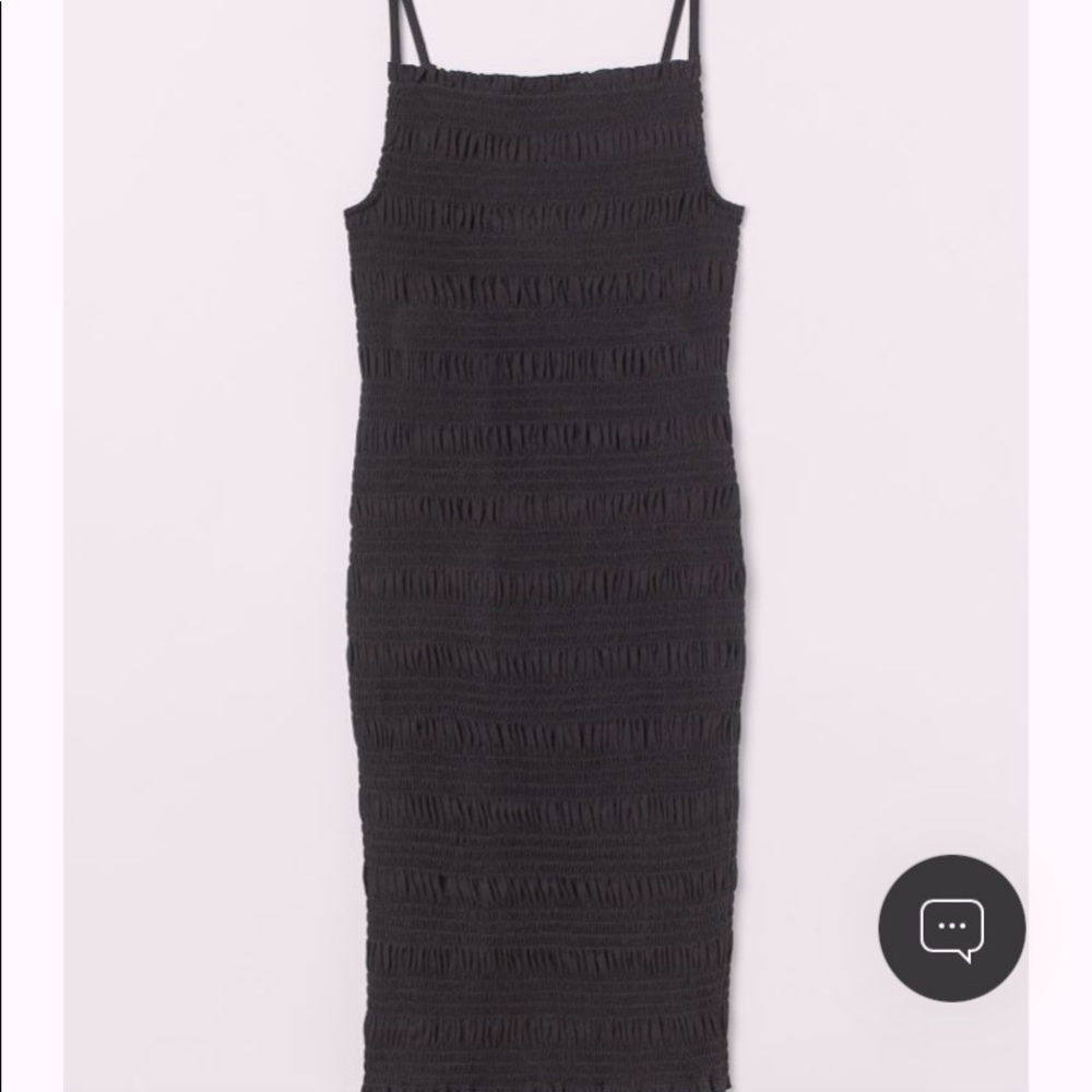H&M-Smocked/Black Dress